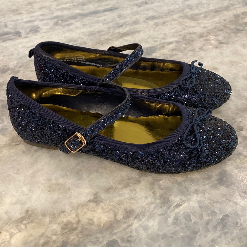 Girls flats